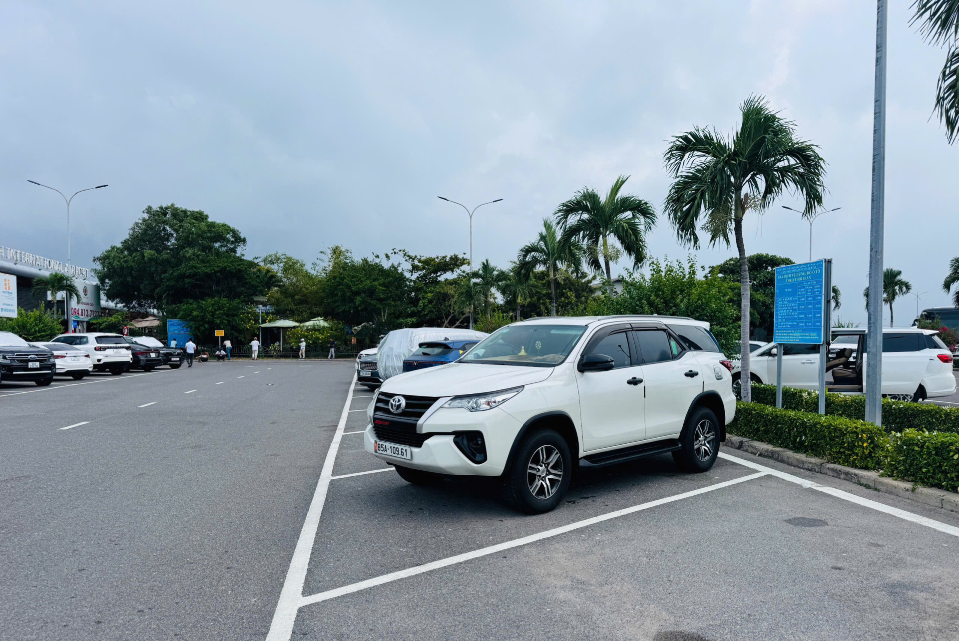 thuê xe Đô Vinh đi Cam Ranh đưa đón sân bay thuê xe Đô Vinh đi Cam Ranh đưa đón sân bay