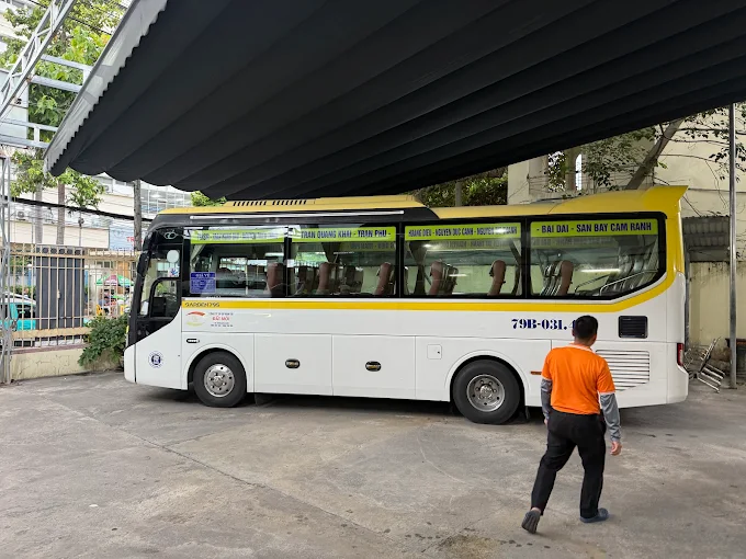 tần suất chuyến xe buýt Đất Mới sân bay Cam Ranh đi Nha Trang.